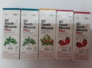 Kem bôi chống ê buốt tái khoáng và ngừa sâu răng GC TOOTH MOUSSE PLUS 35ML