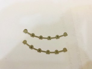 Mắc cài mặt lưỡi